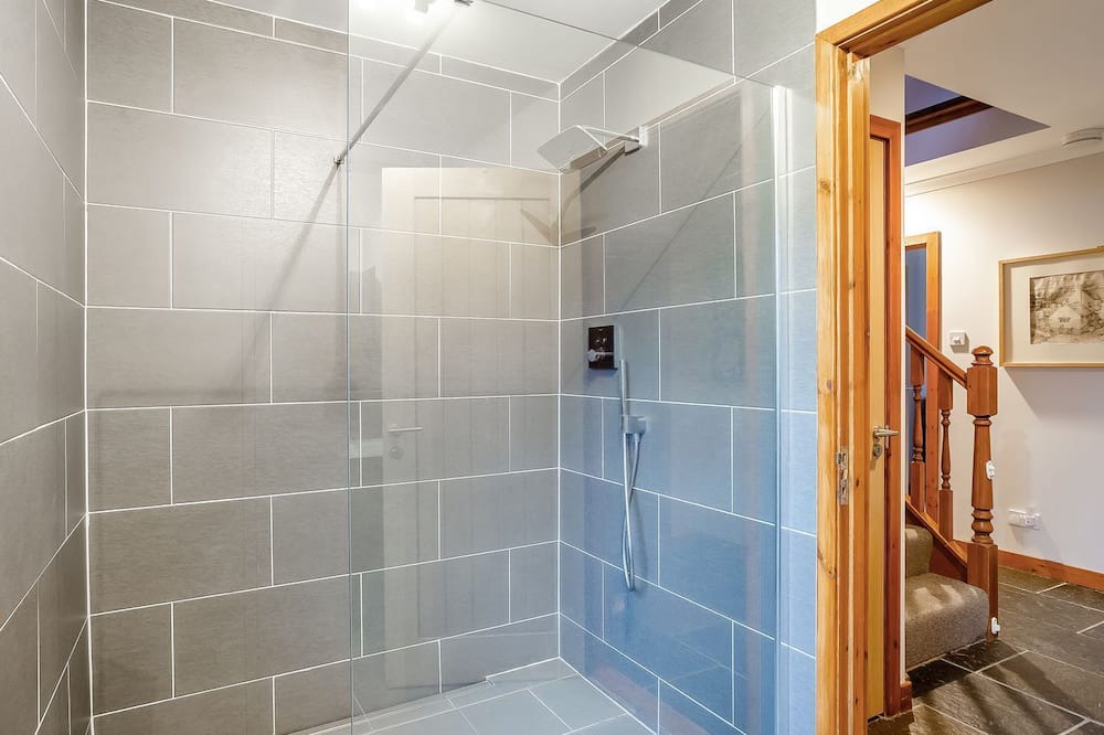 Photo of Bathroom in Tomatin