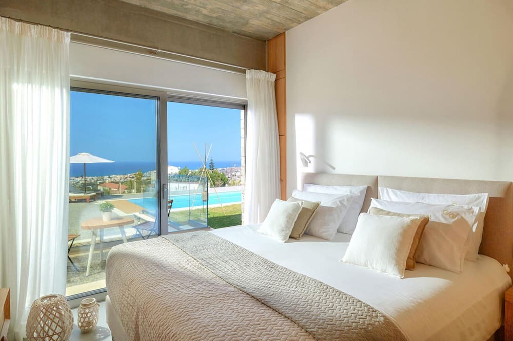 Photo of Bedroom in Vathianos Kampos