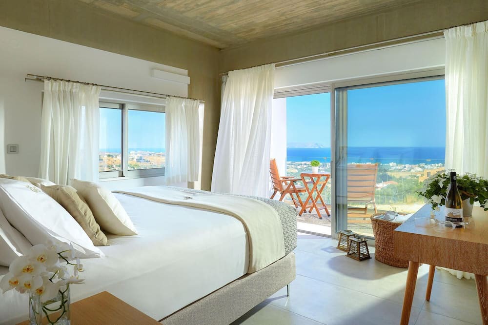 Photo of Bedroom in Vathianos Kampos