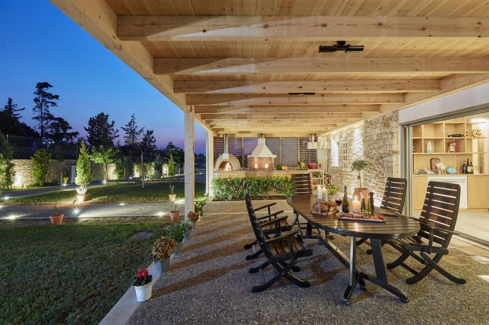 Photo of Patio Balcony in Vathianos Kampos