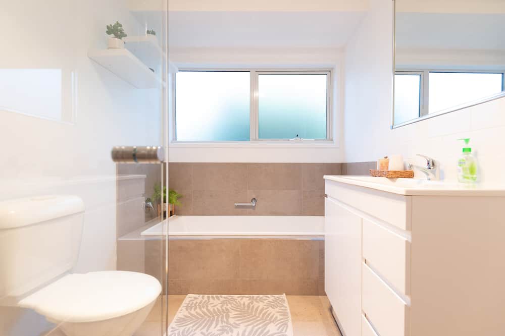 Photo of Bathroom in Orford