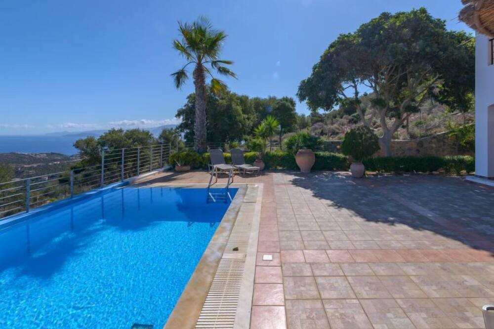 Photo of Outdoor in Agios Nikolaos