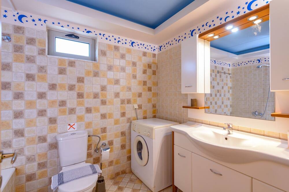 Photo of Bathroom in Agios Nikolaos