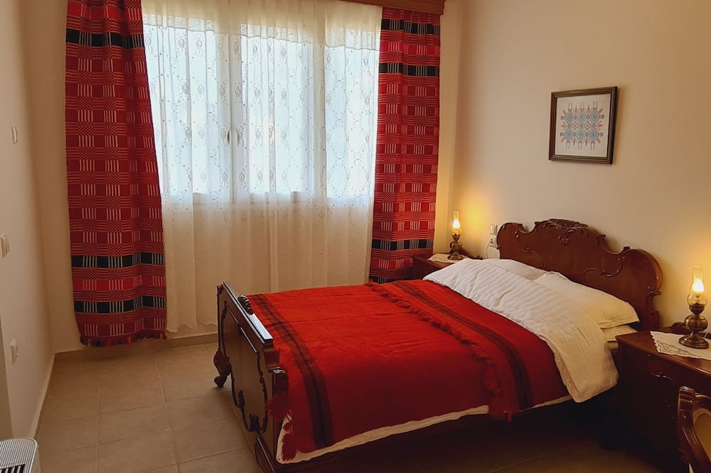 Photo of Bedroom in Anogia