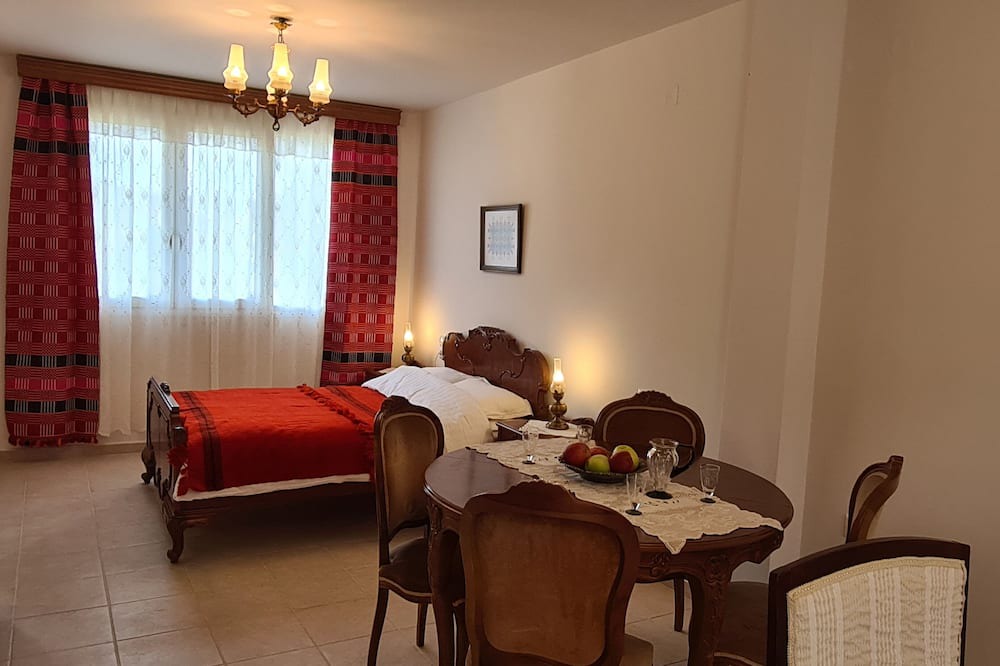 Photo of Bedroom in Anogia