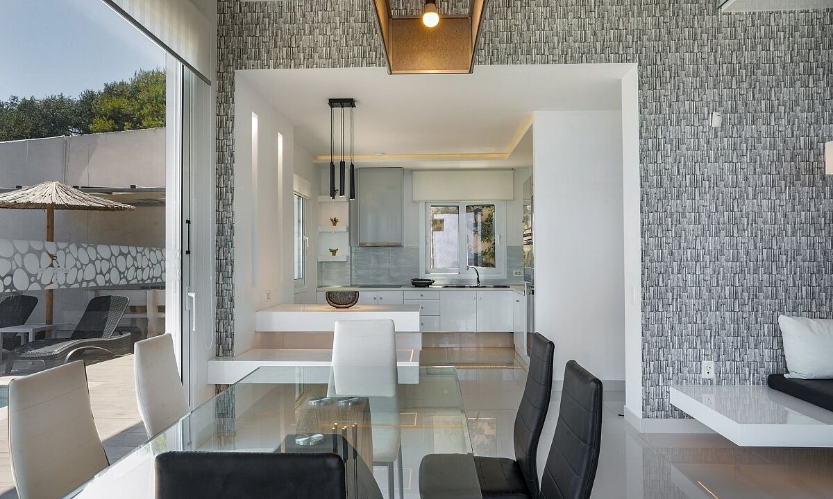 Photo of Kitchen in Neromilos