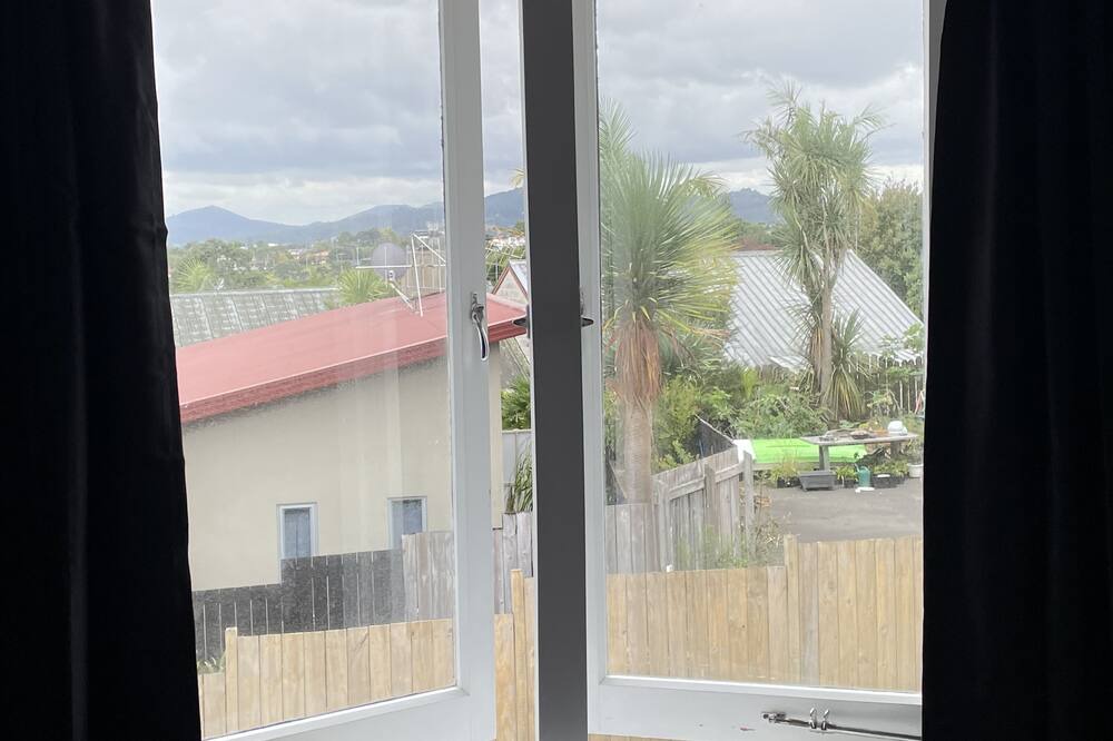 Photo of Bedroom in Onerahi