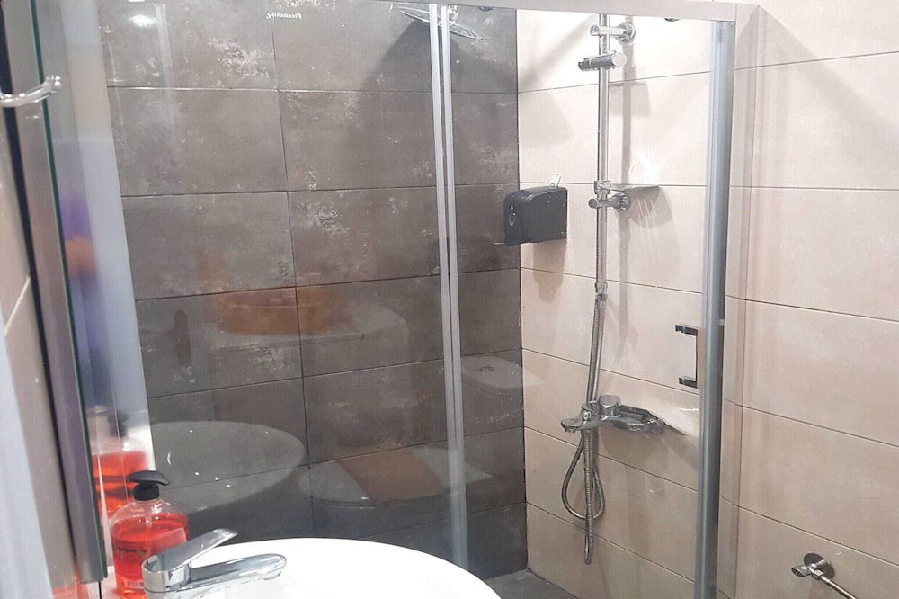 Photo of Bathroom in Koroni