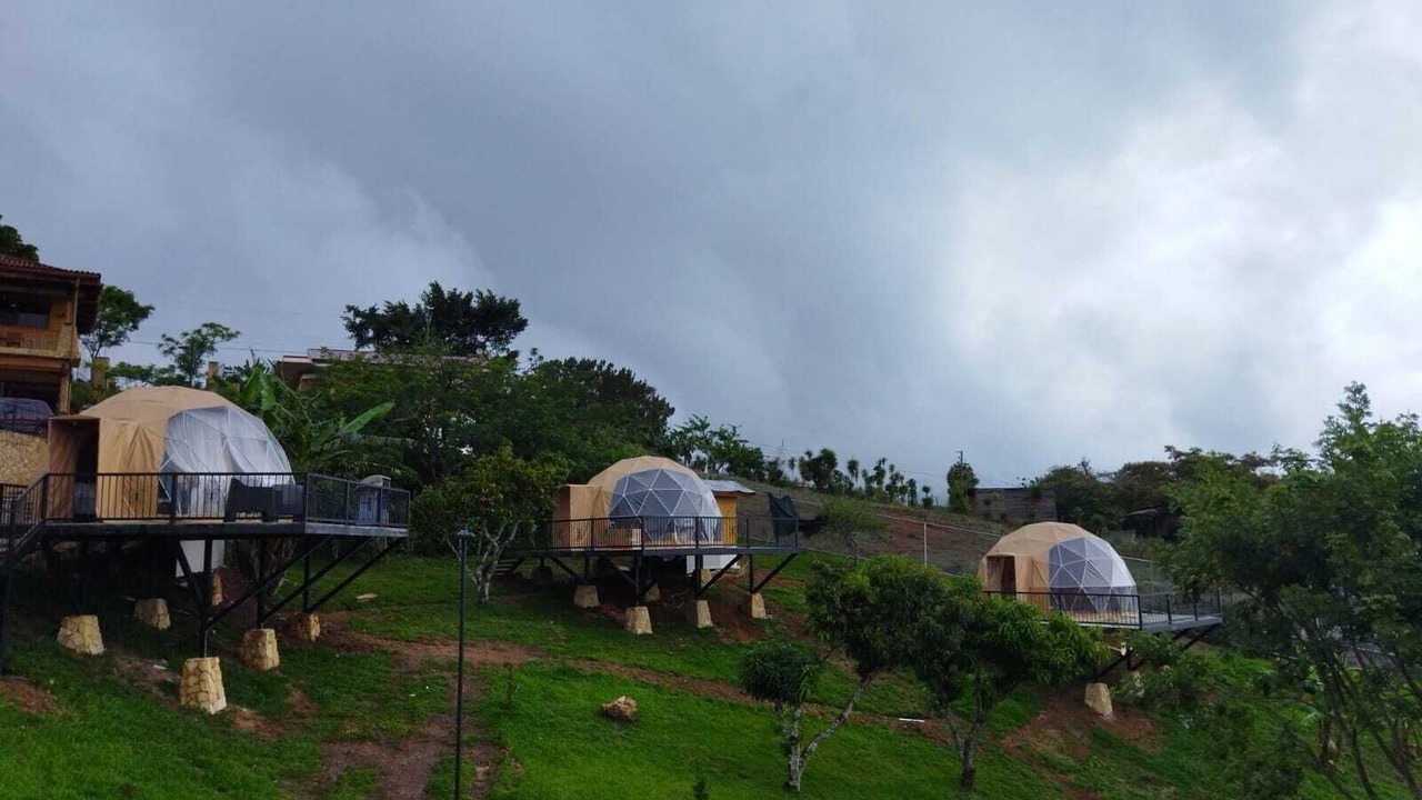 Photo of Outdoor in Roble