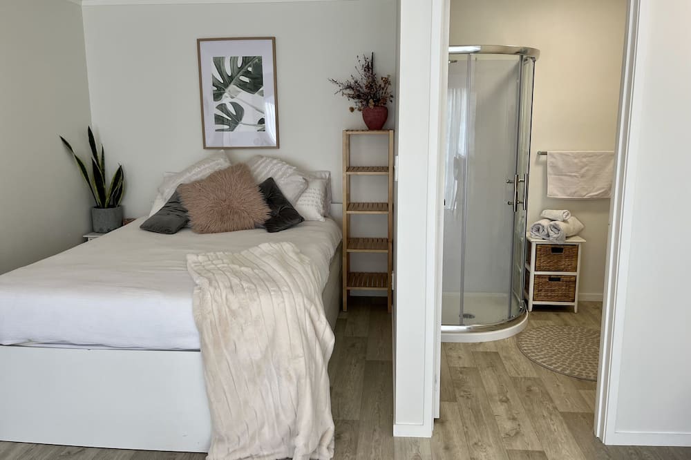 Photo of Bedroom in Papamoa Beach