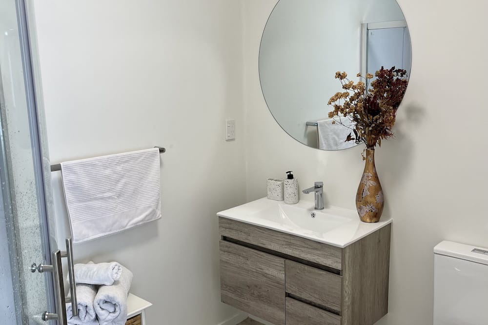 Photo of Bathroom in Papamoa Beach