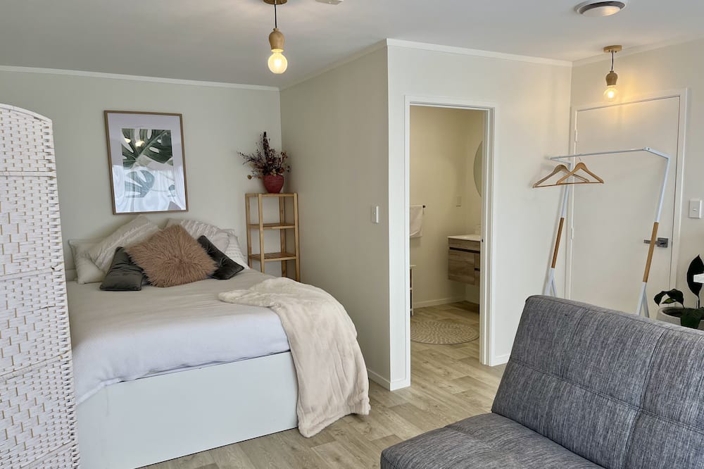 Photo of Bedroom in Papamoa Beach