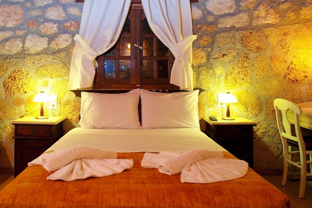 Photo of Bedroom in Malia