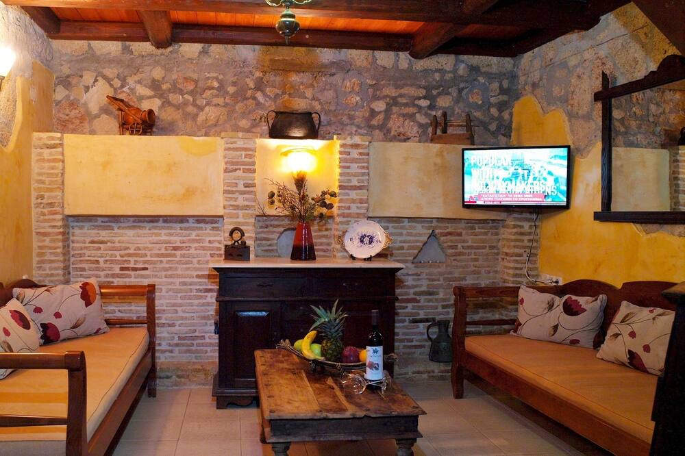 Photo of Livingroom in Malia