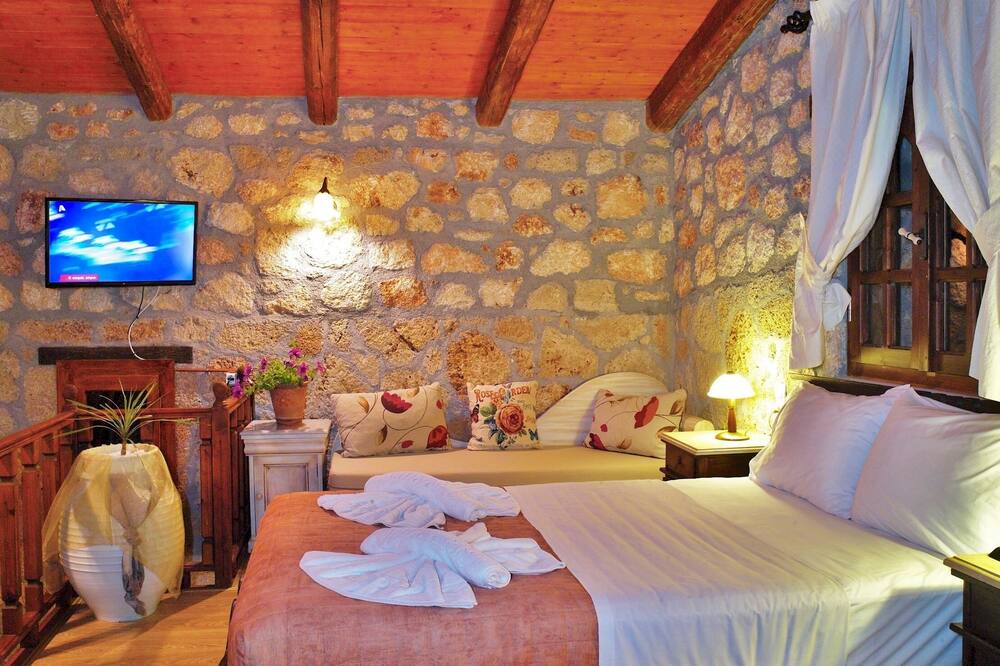 Photo of Bedroom in Malia