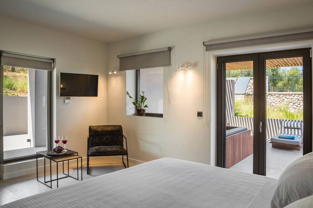 Photo of Bedroom in Khelmata