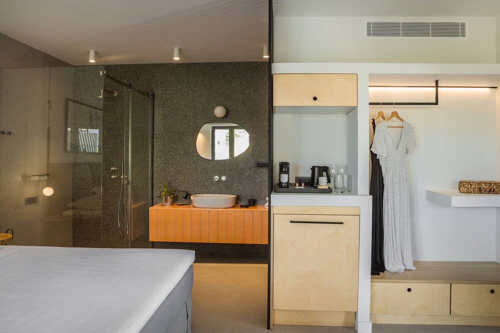 Photo of Bedroom in Khelmata