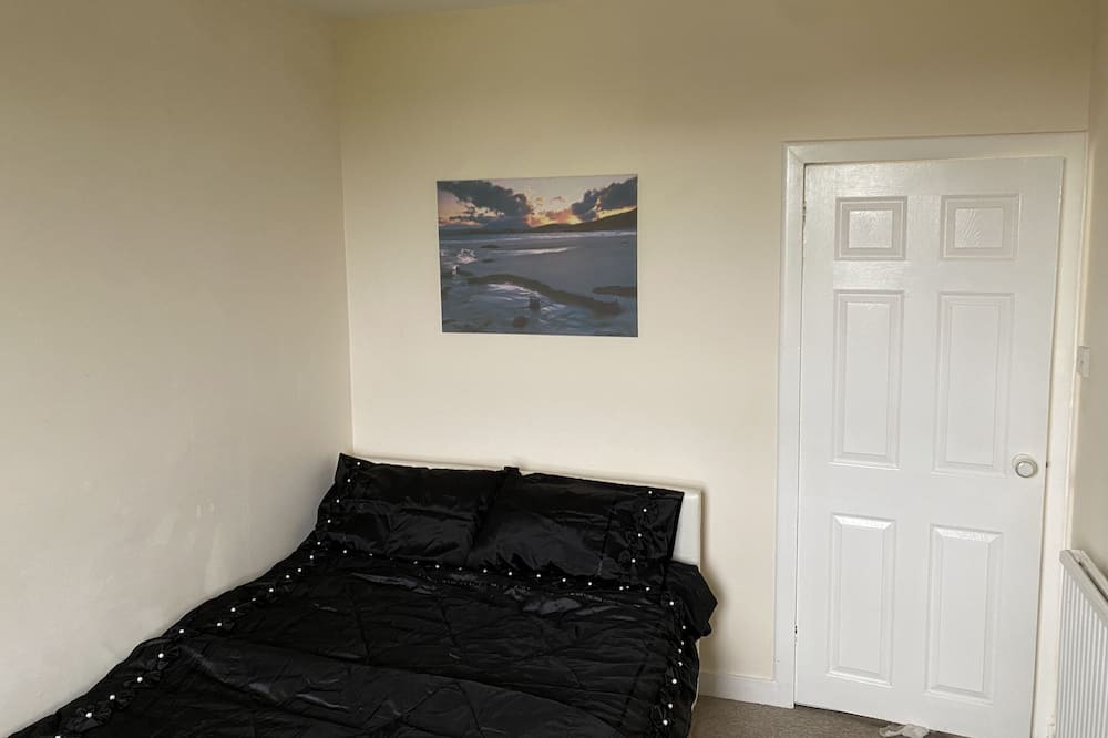 Photo of Bedroom in Bucksburn