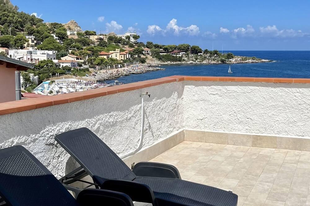 Photo of Patio Balcony in Sferracavallo
