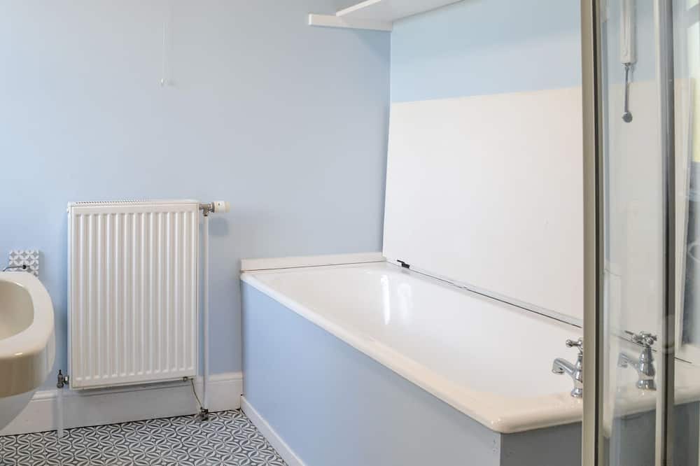 Photo of Bathroom in Castle Douglas