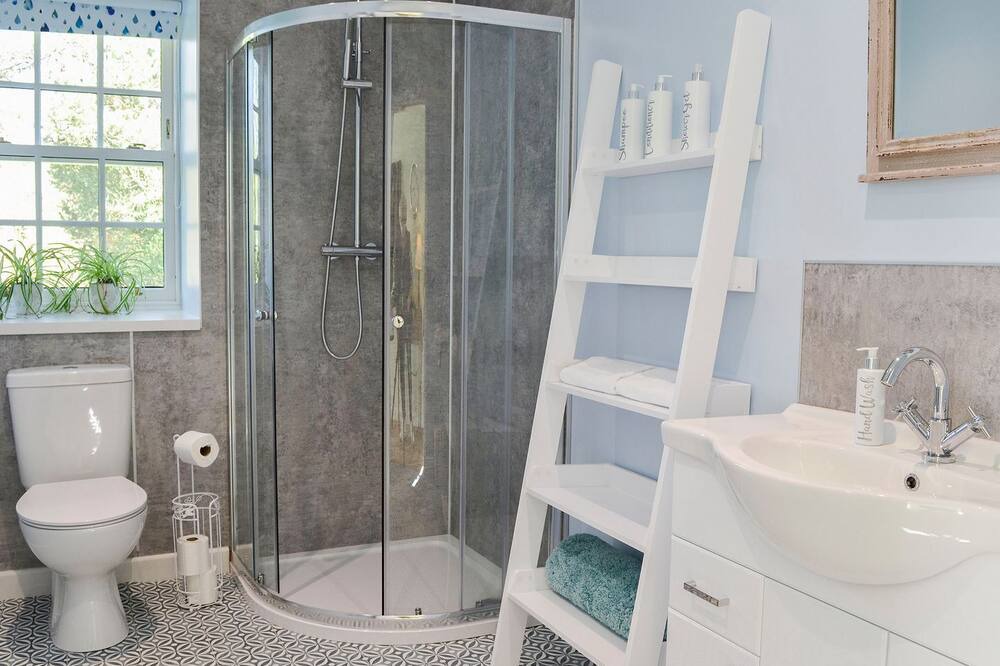 Photo of Bathroom in Castle Douglas