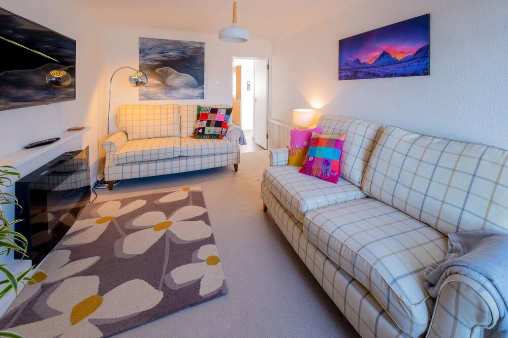 Photo of Livingroom in Buckie