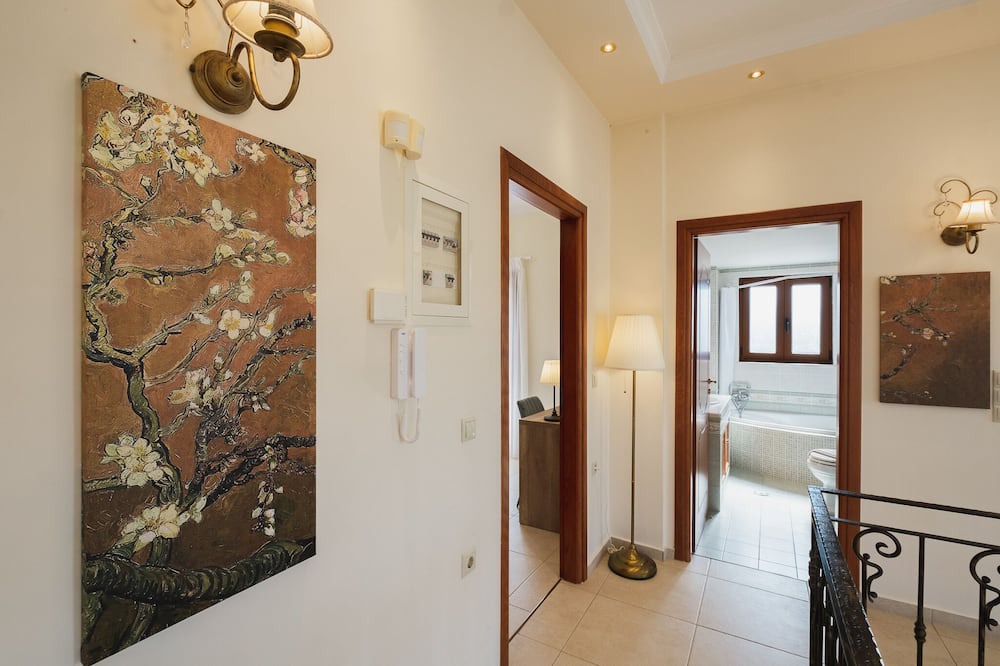 Photo of Bedroom in Galatas