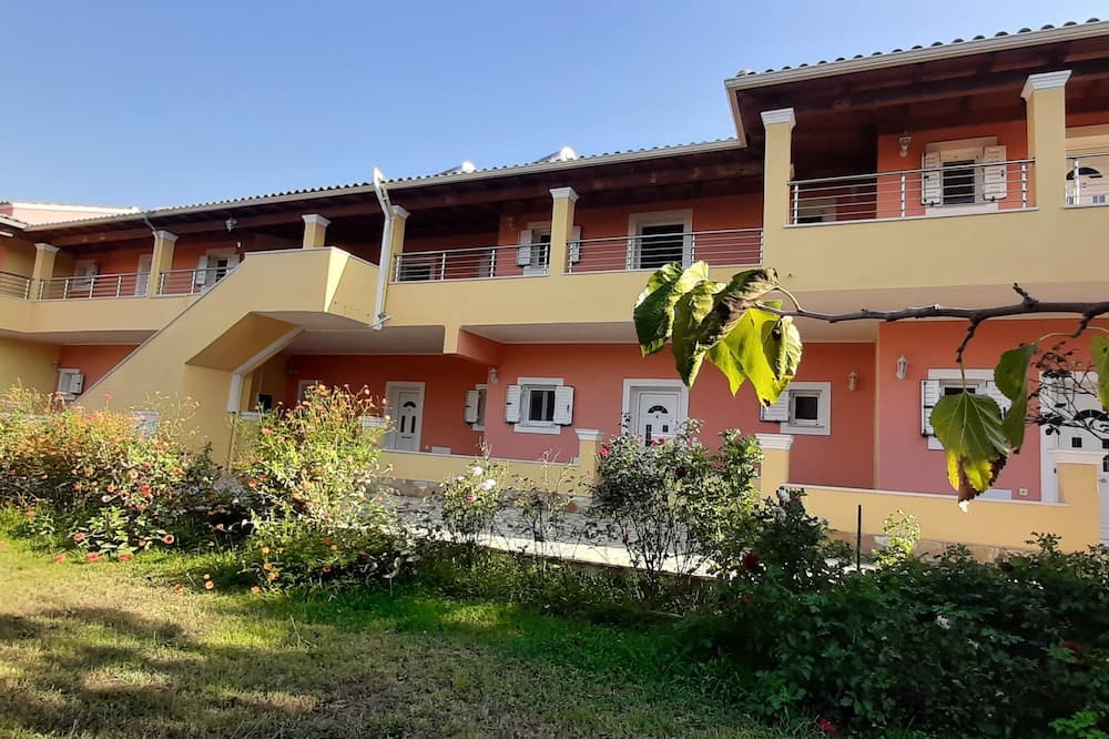 Photo of Outdoor in Roda