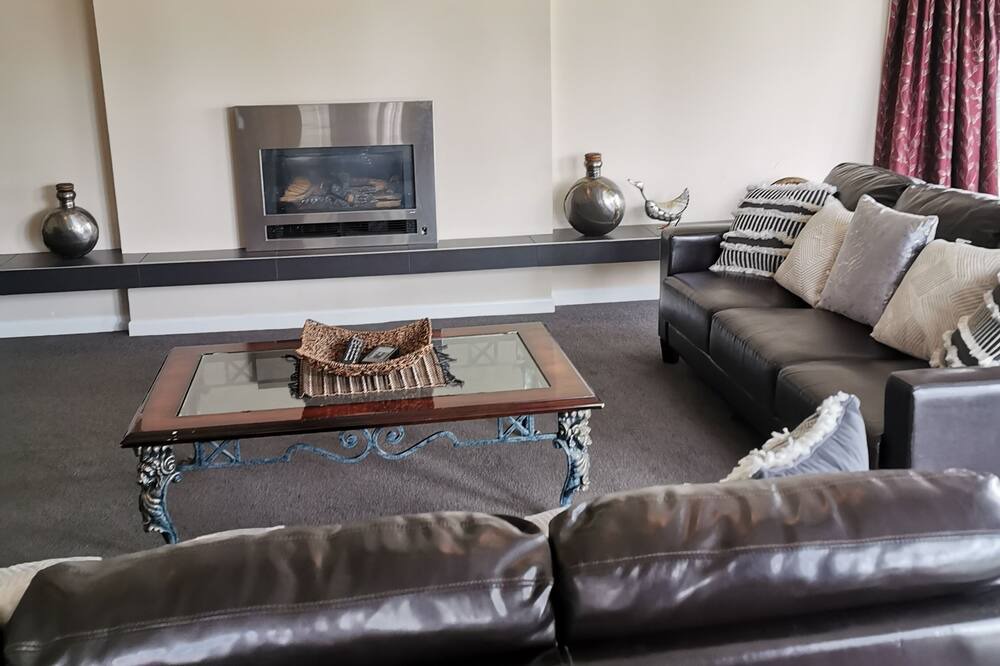 Photo of Livingroom in Springfield