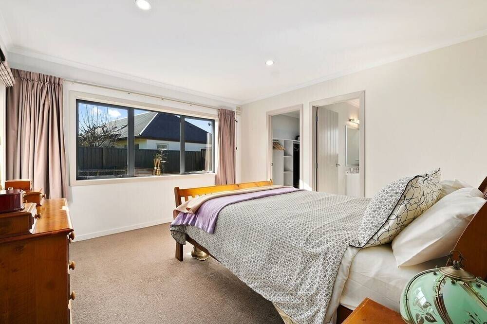 Photo of Bedroom in Lowburn