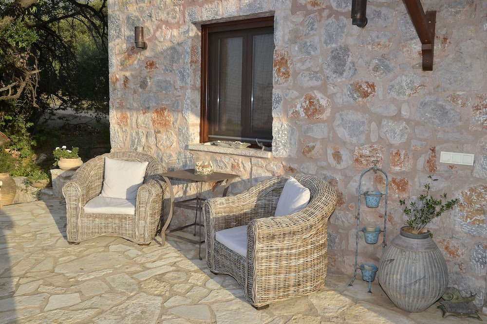 Photo of Patio Balcony in Leonidio