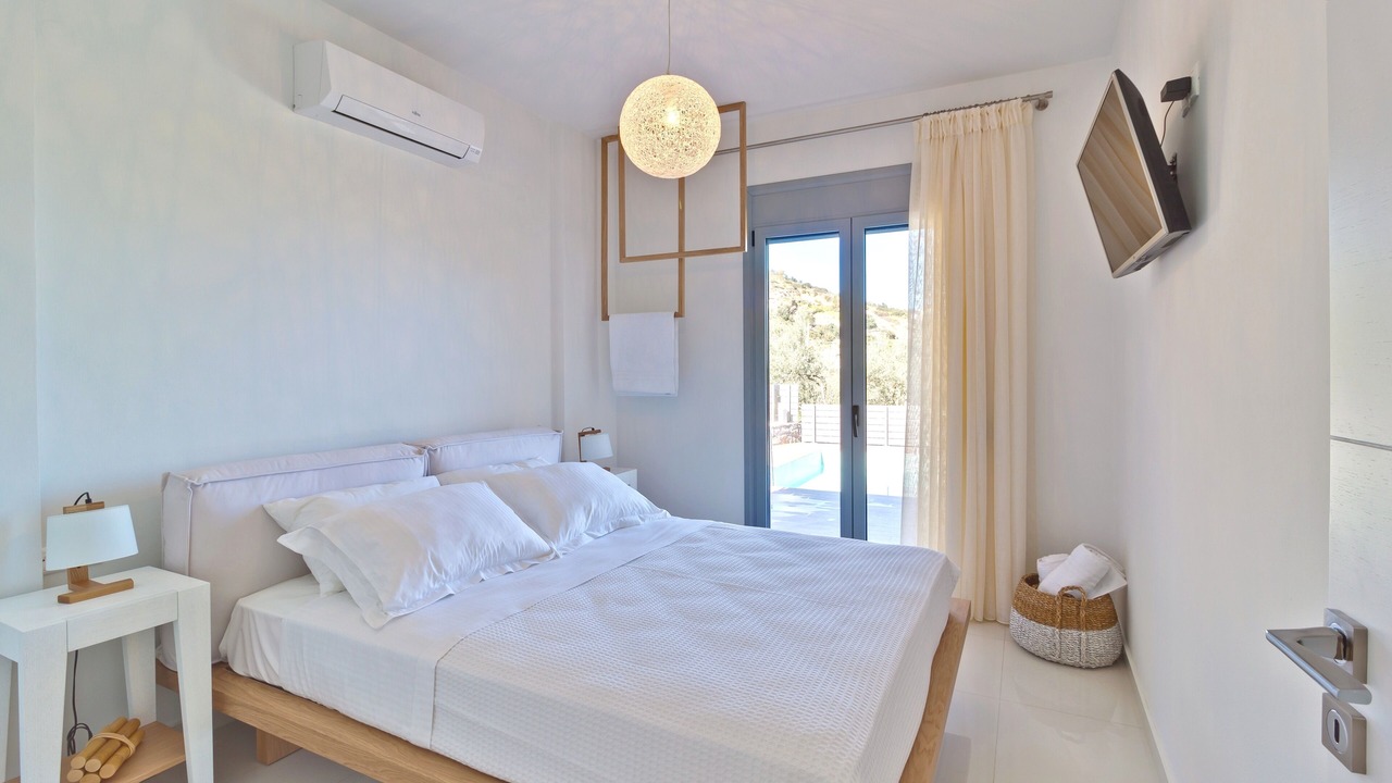 Photo of Bedroom in Vlichada