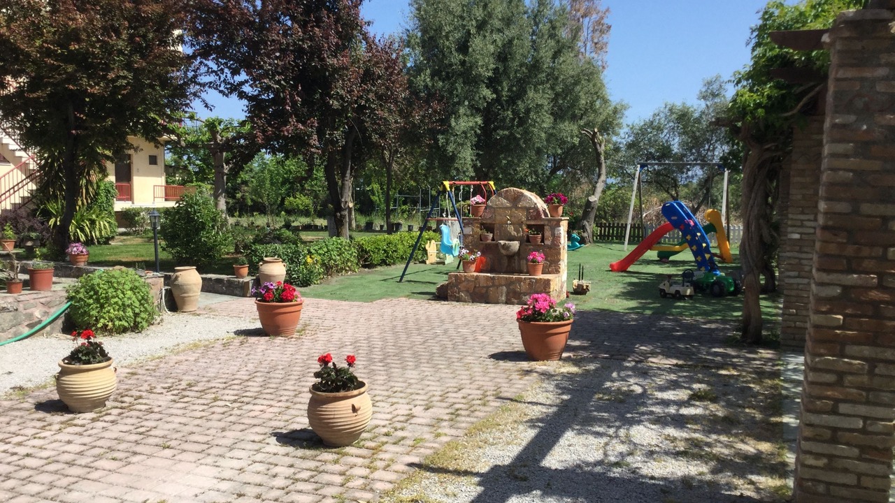 Photo of Outdoor in Kanatadika