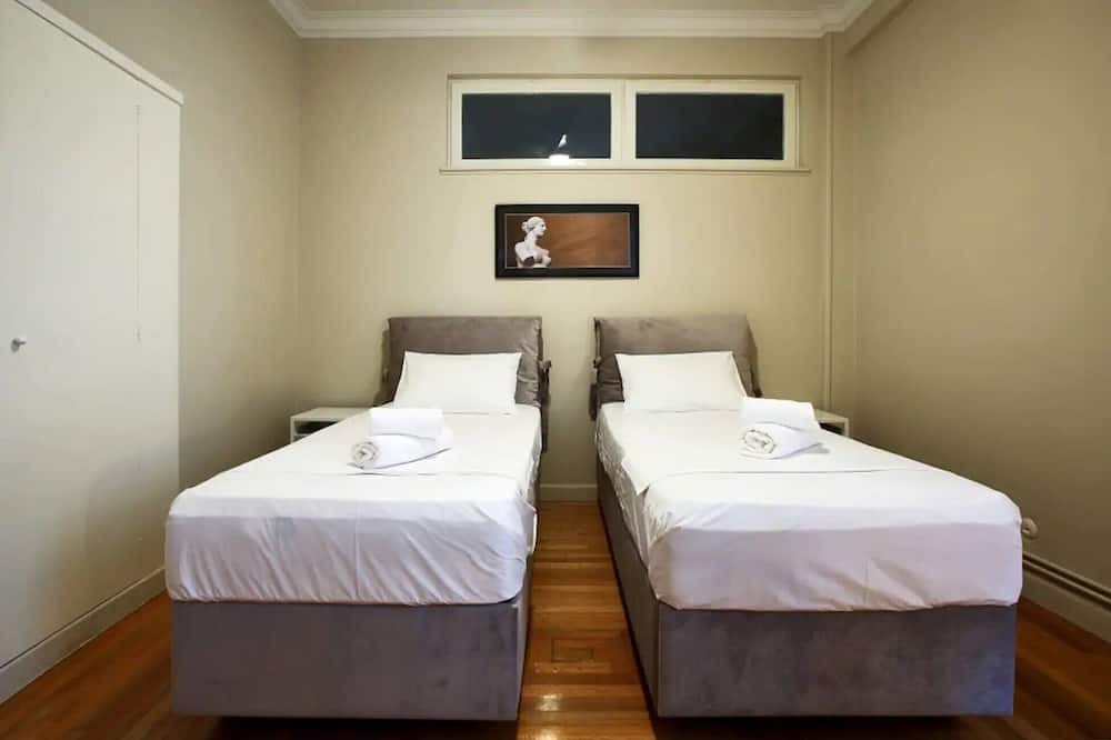 Photo of Bedroom in Exarhia