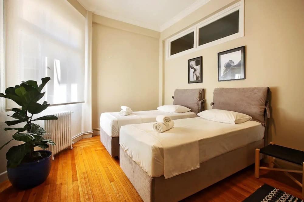 Photo of Bedroom in Exarhia