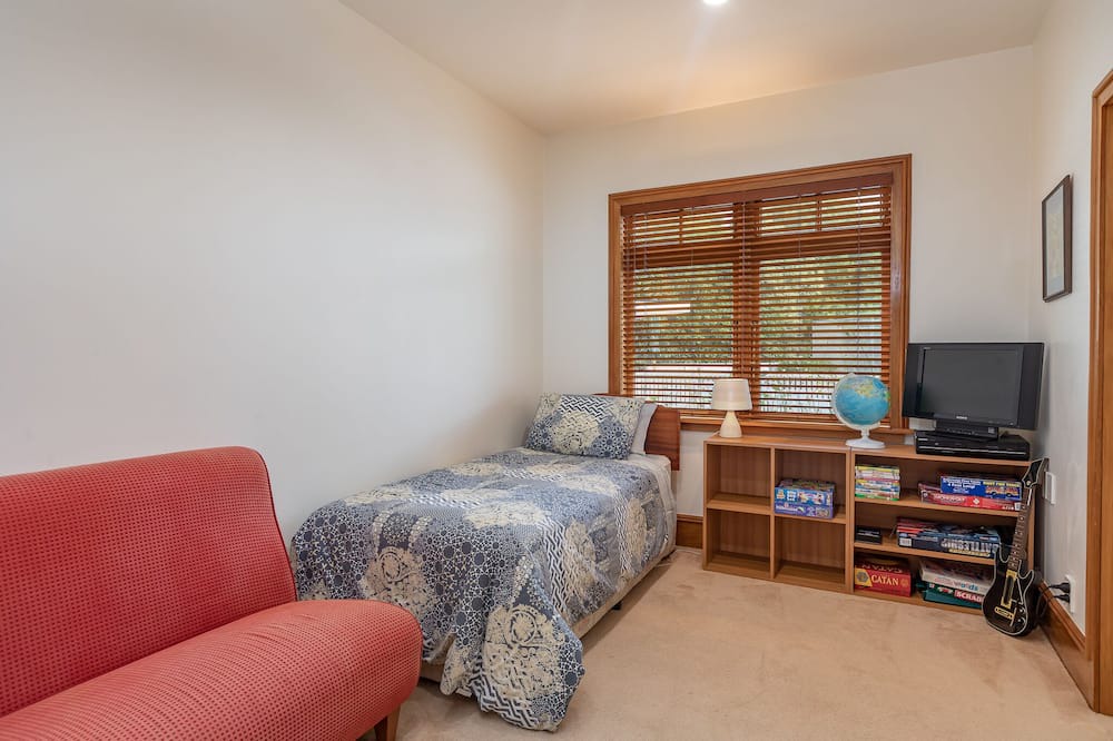 Photo of Bedroom in Waikanae
