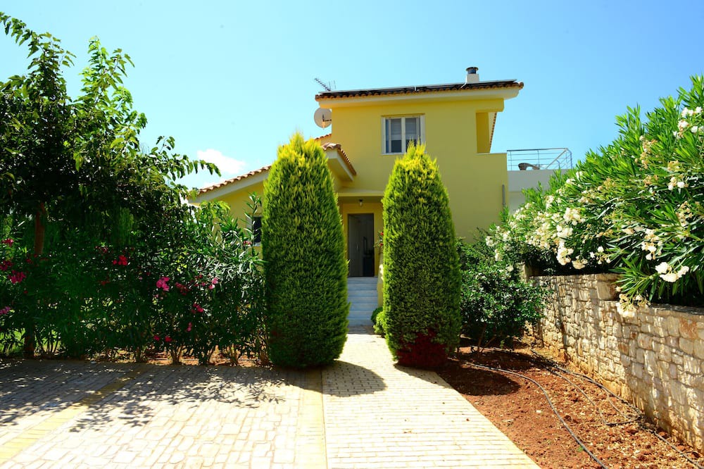 Photo of Outdoor in Trifylia