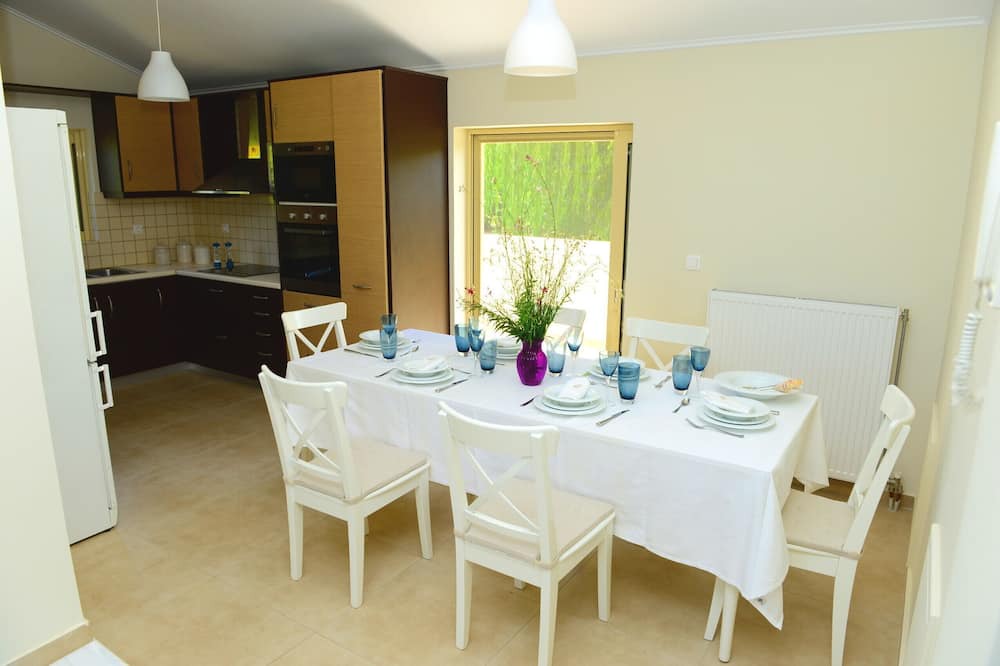 Photo of Kitchen in Trifylia