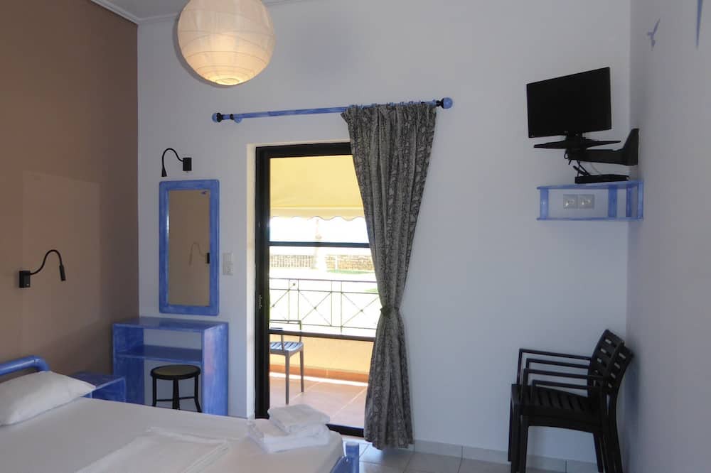 Photo of Bedroom in Foinikounta