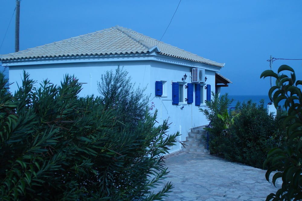 Photo of Outdoor in Kompi