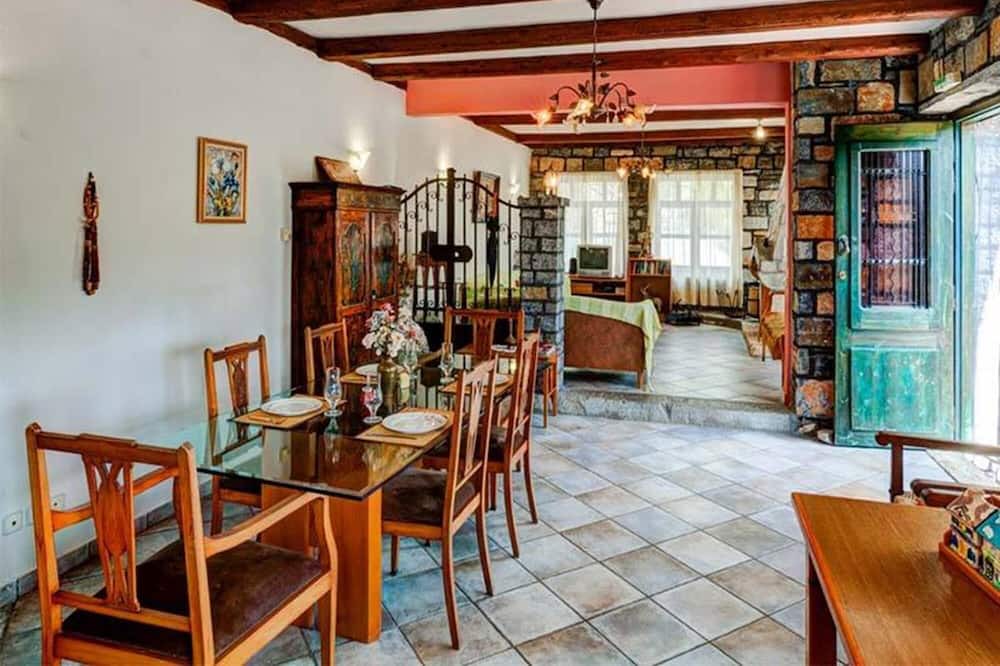 Photo of Livingroom in Prina