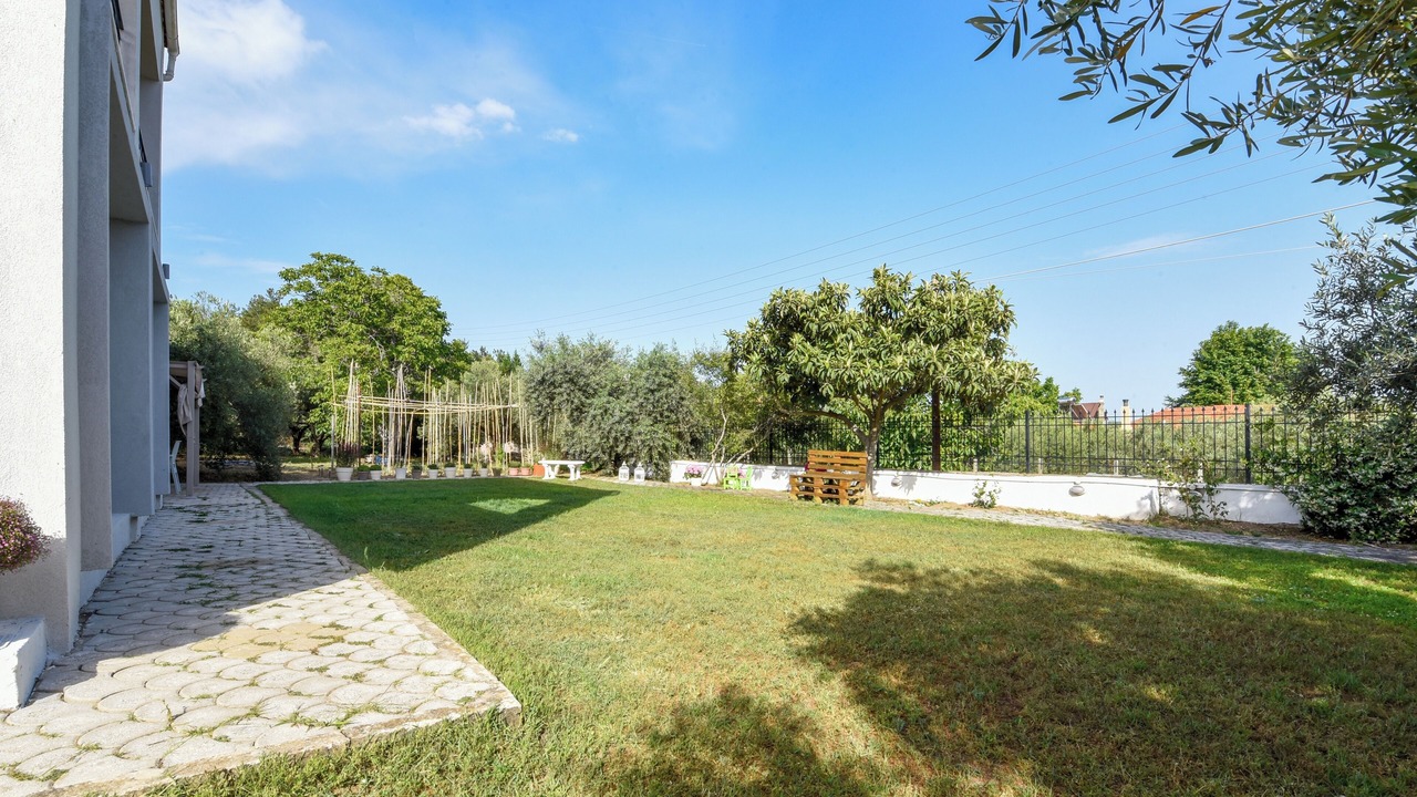 Photo of Outdoor in Pangaio