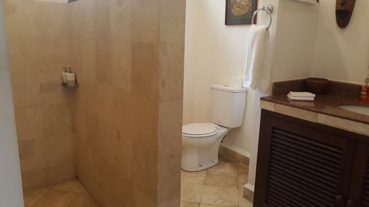Photo of Bathroom in Sambirenteng