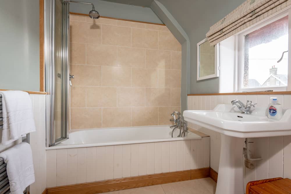 Photo of Bathroom in Earlsferry