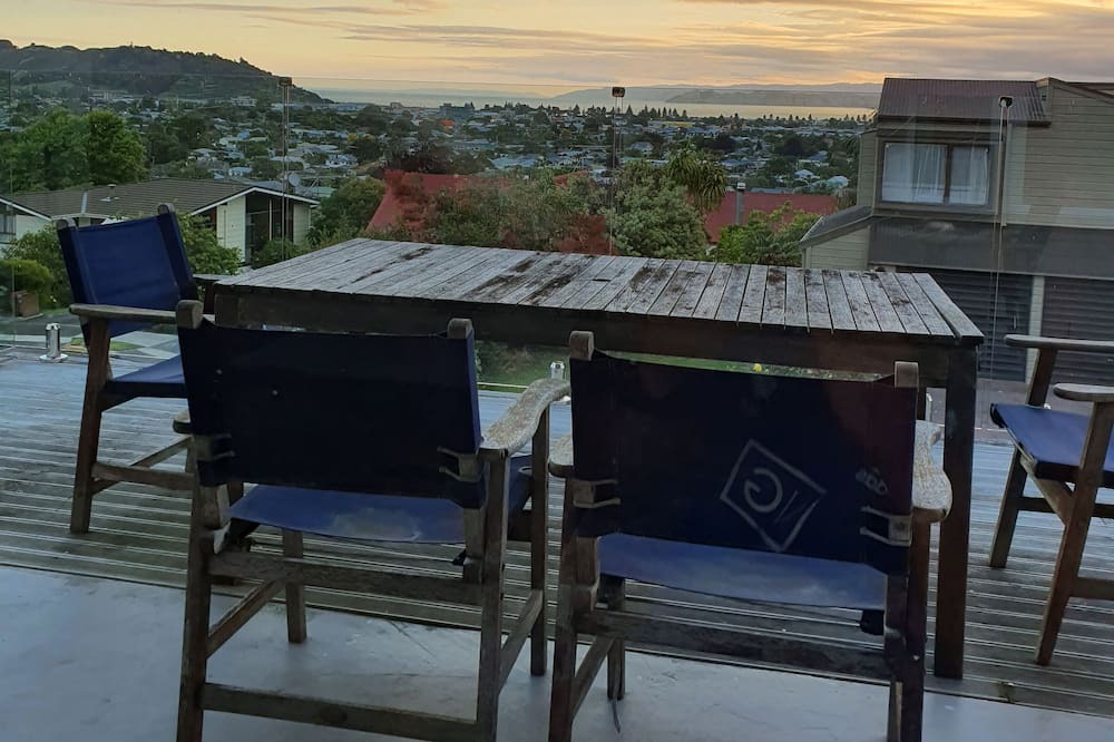 Photo of Patio Balcony in Gisborne