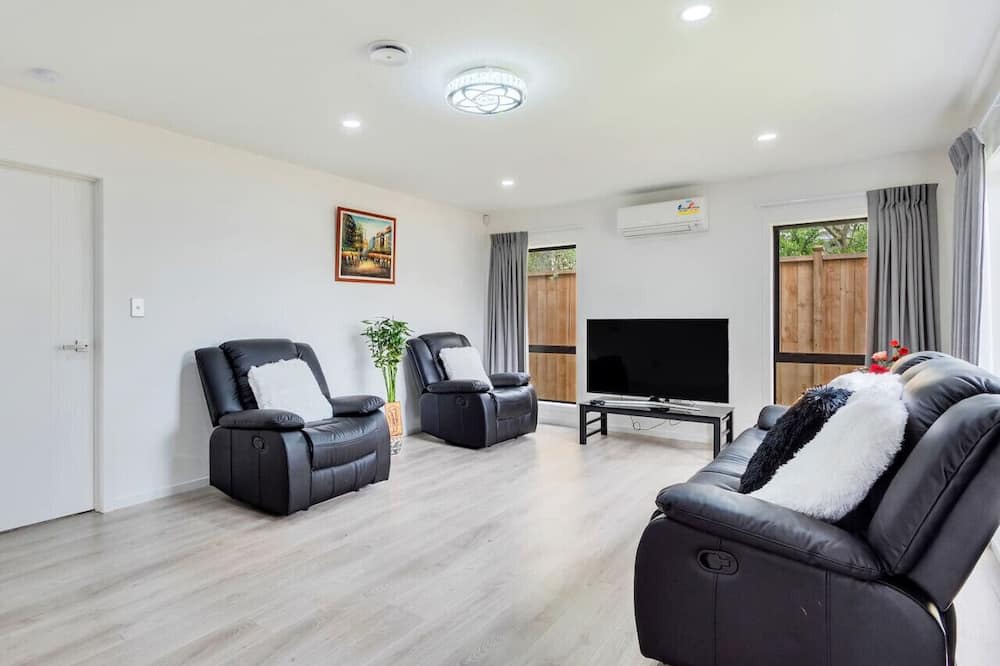 Photo of Livingroom in Mangere