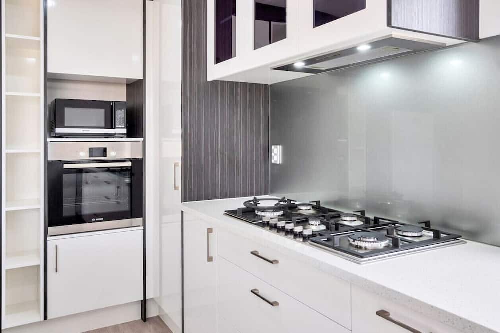Photo of Kitchen in Mangere