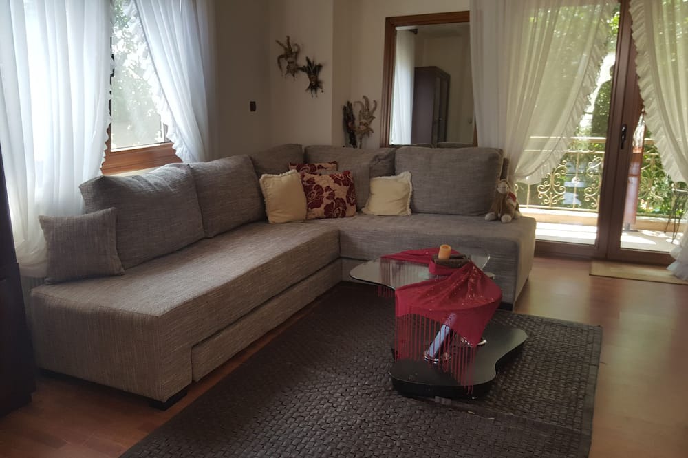 Photo of Livingroom in Prosotsani