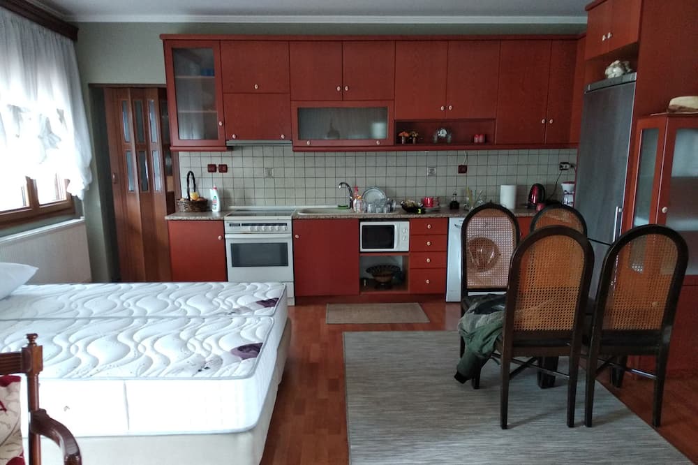 Photo of Kitchen in Prosotsani
