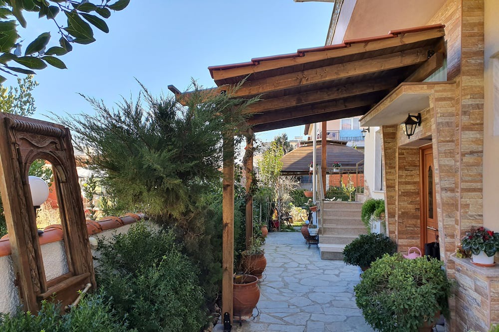 Photo of Outdoor in Prosotsani